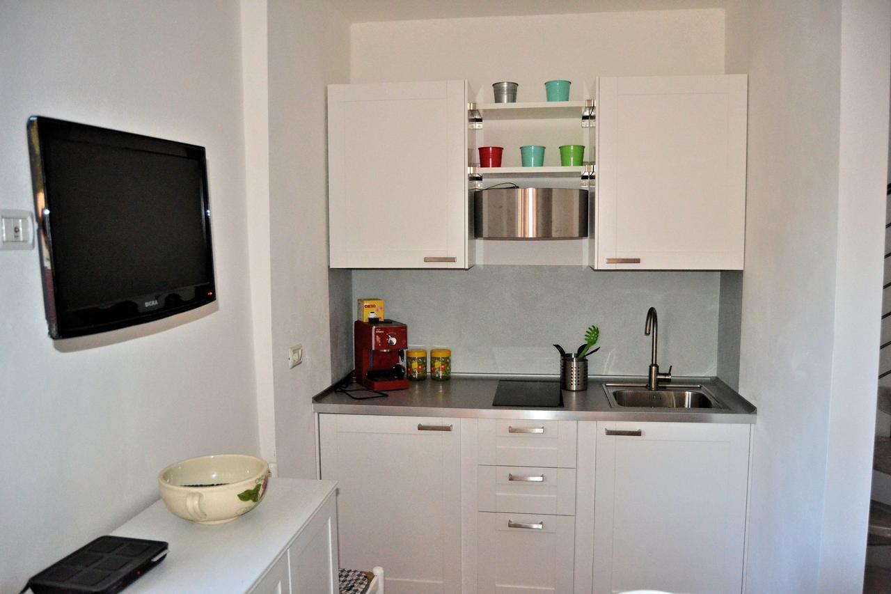 Le Soleil Apartment Spiaggia di Cavoli ภายนอก รูปภาพ