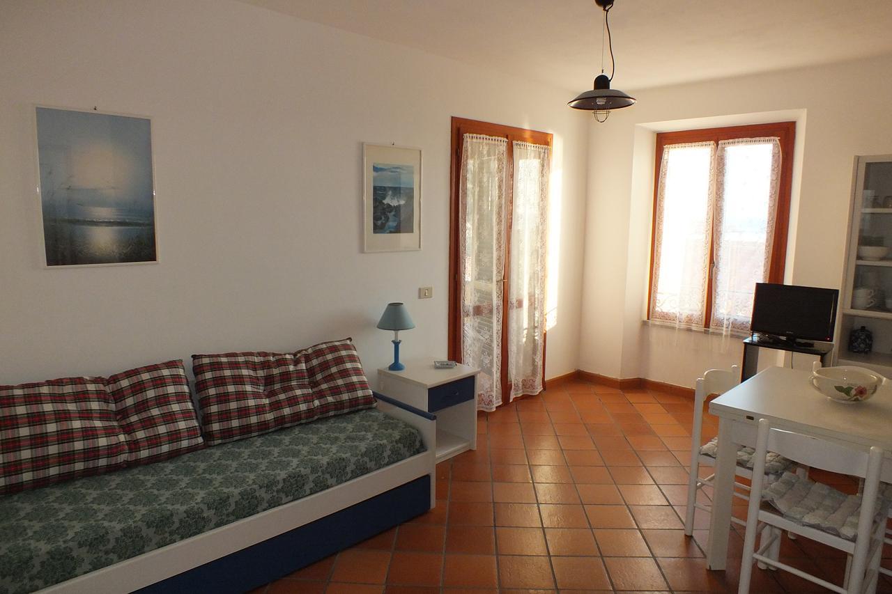 Le Soleil Apartment Spiaggia di Cavoli ภายนอก รูปภาพ